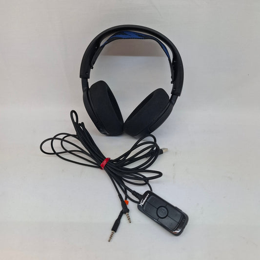 SteelSeries Arctis -kuulokkeet + HyperX USB-AUX (MYYNNISSÄ)