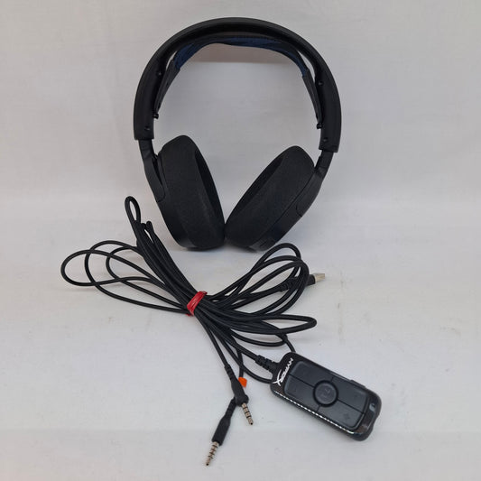 SteelSeries Arctis -kuulokkeet + HyperX USB-AUX (MYYNNISSÄ)